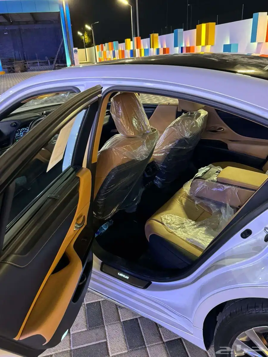 لكزس ES 300 هايبرد نص فل 12