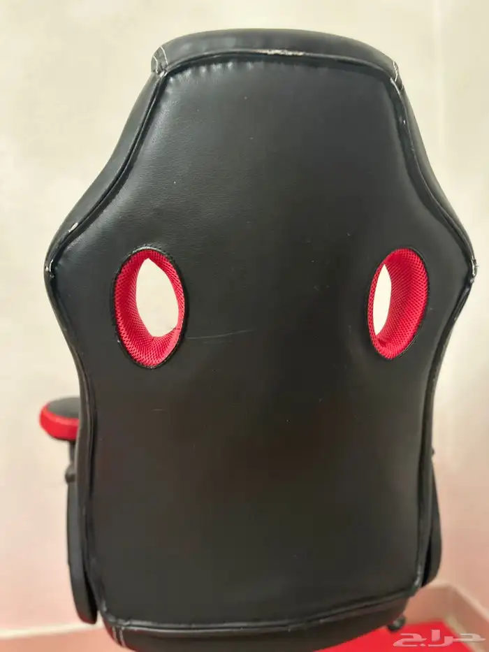 كرسي جيمينج مستعمل سنتين 3