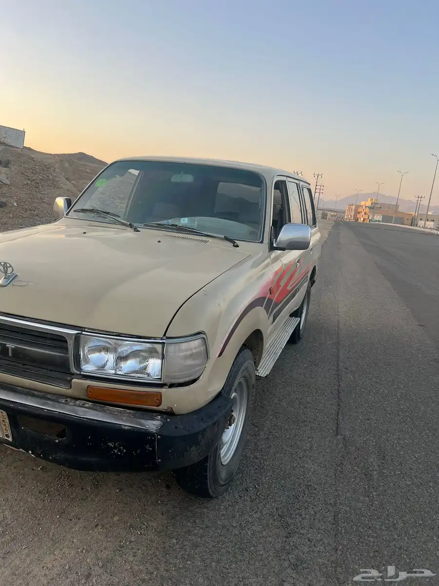 جيب صالون الموديل1992 1