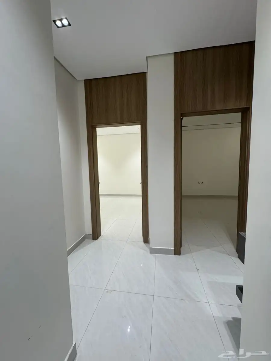 للبيع دور ارضي ودور اول وشقة نمار 3020 36
