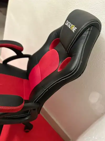 كرسي جيمينج مستعمل سنتين 2