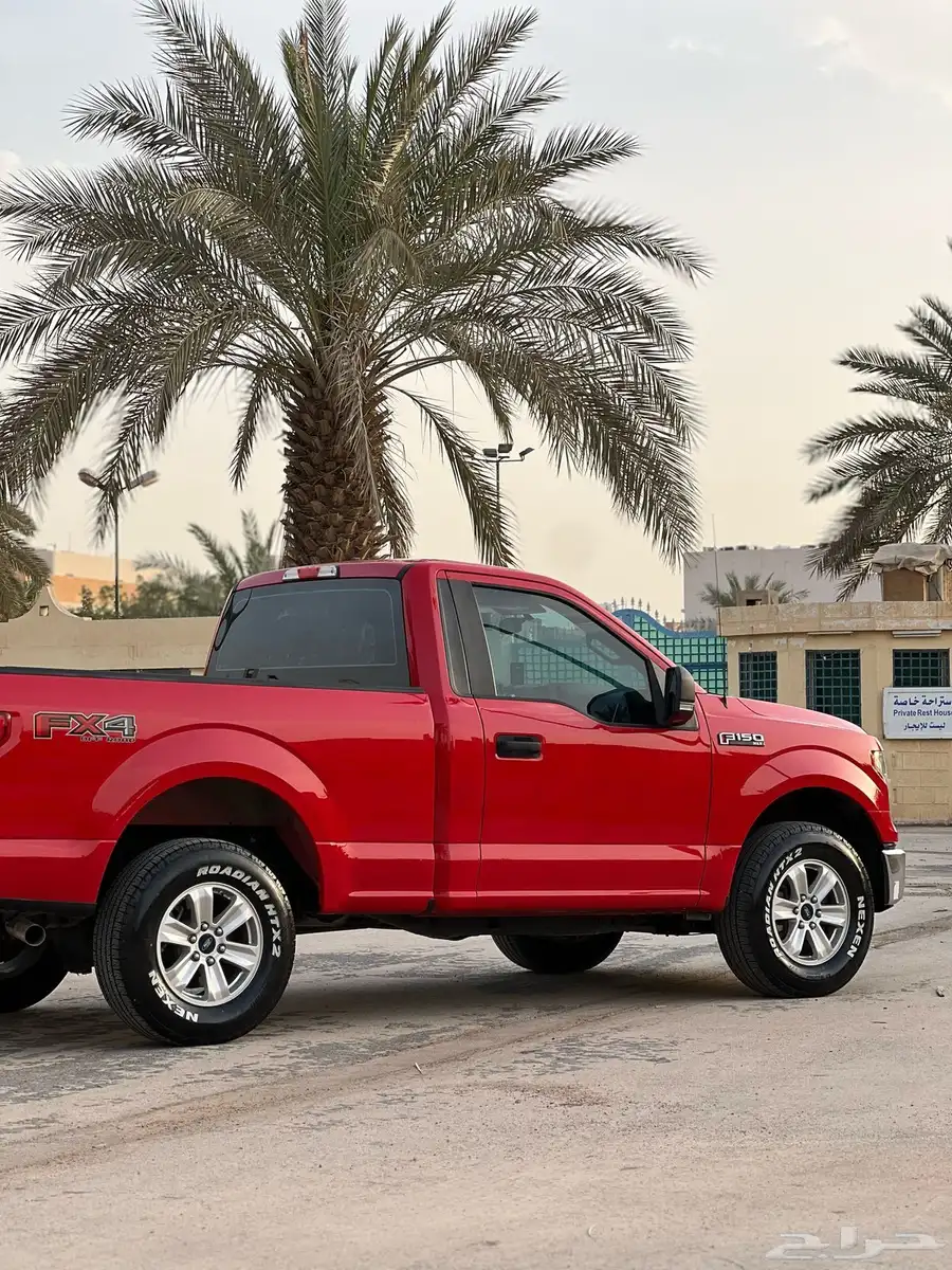 (تم البيع) فورد F150 فل كامل موديل 2016 نظيف جدا 10