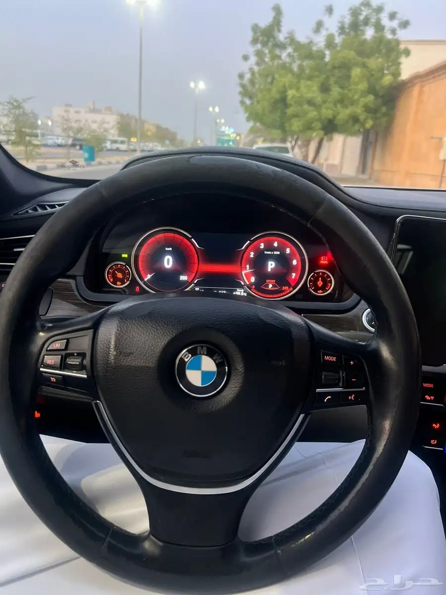 BMW 730li موديل 2015 2