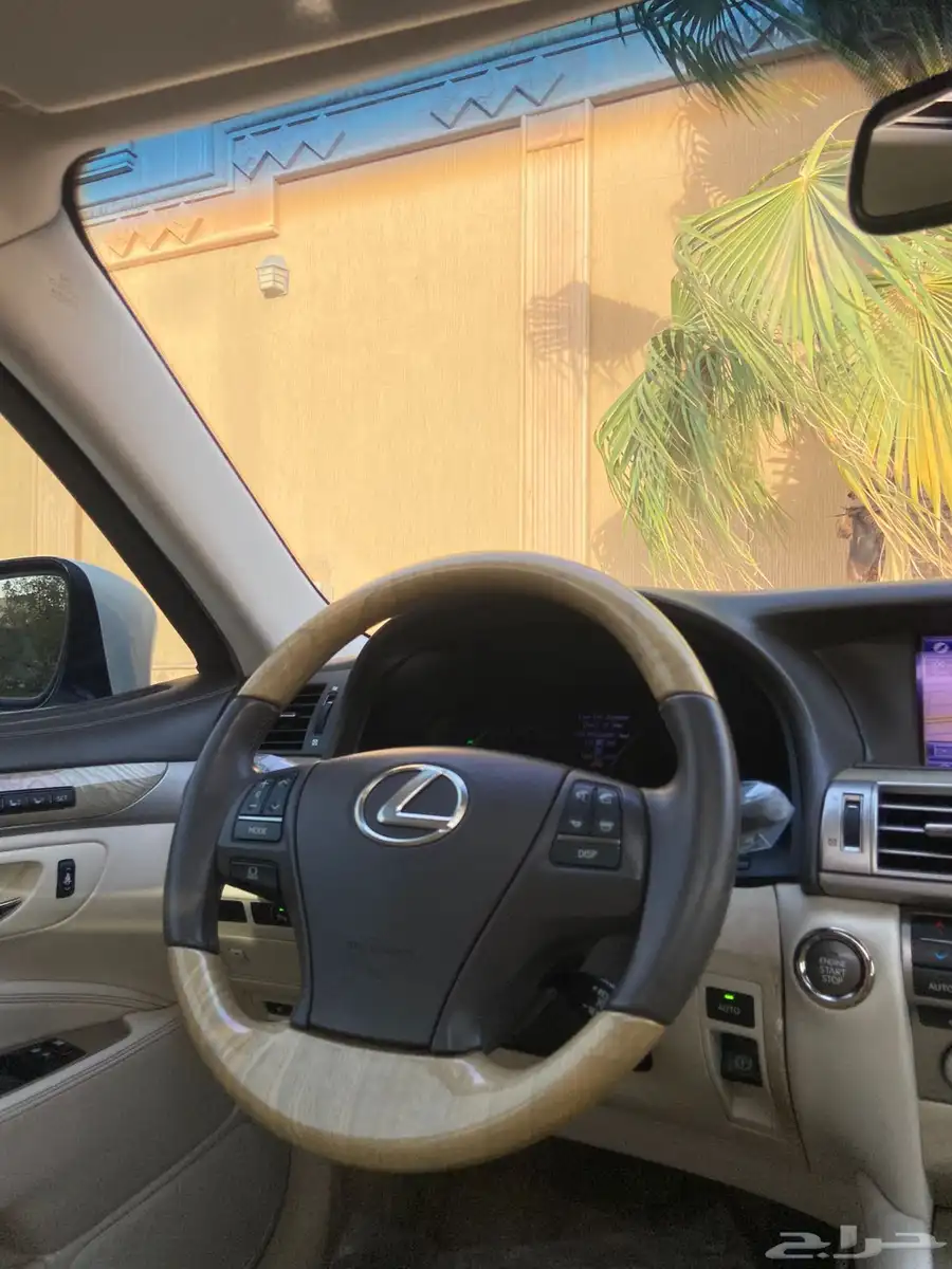 لكززس LS460 فل 2013 سعودي 4
