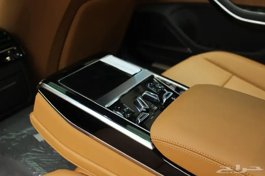 Audi A8L Chrome edition (full option) 2025 NEW 9