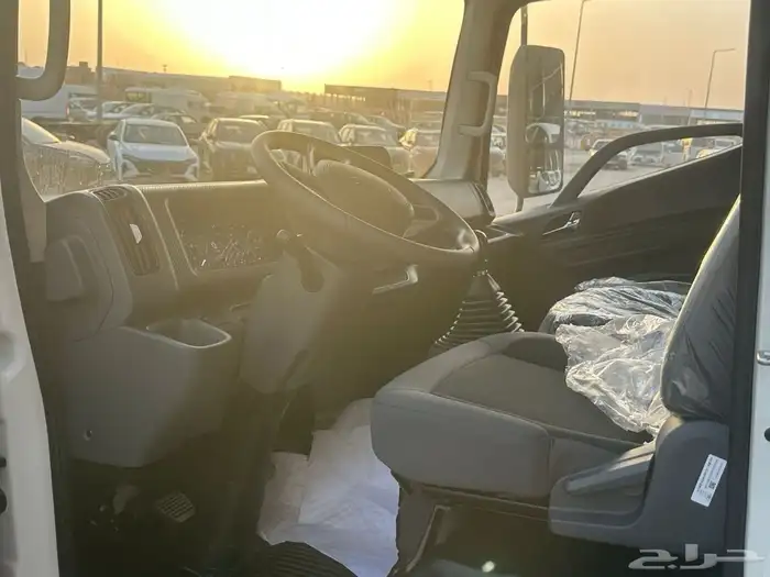 شاحنة JMC 5 طن قوة وأداء عالي 2026 مناسبة للنقل الثقيل 12