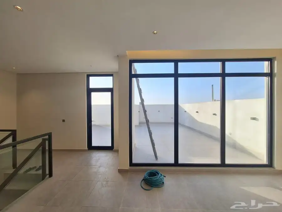 فيلا للإيجار حي الرمال 2
