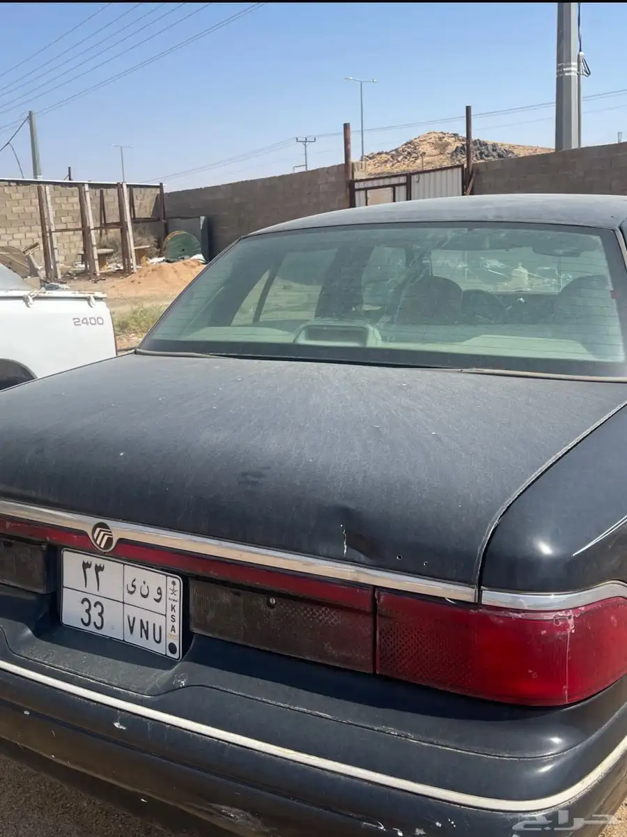 للبيع فورد ماركيز موديل 97 مخبط يحمل لوحه مميزه 0