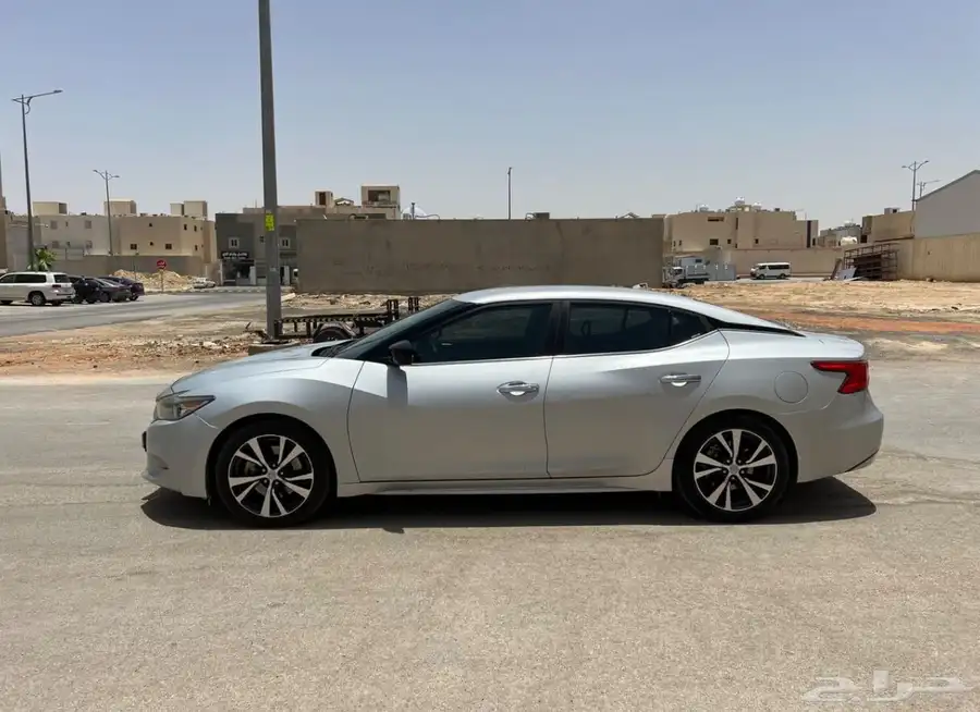 Nissan Maxima 2017 1