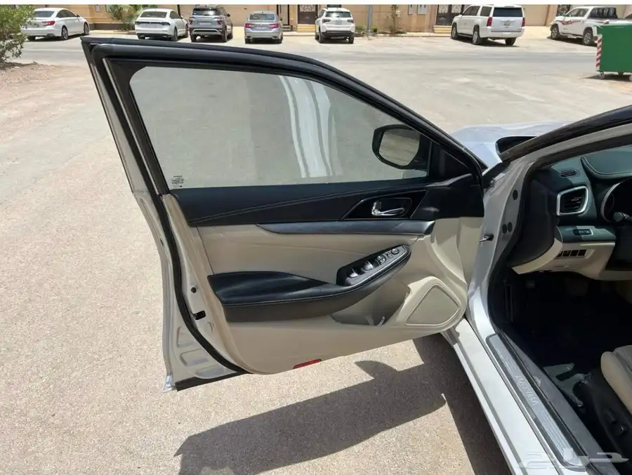 Nissan Maxima 2017 8