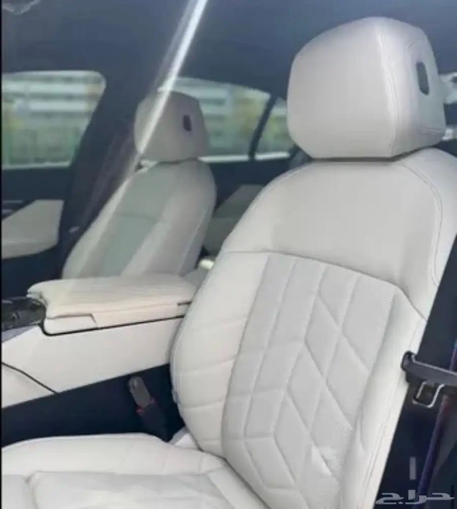 ( تم البيع )BMW 520i 2025 اقل سعر 6