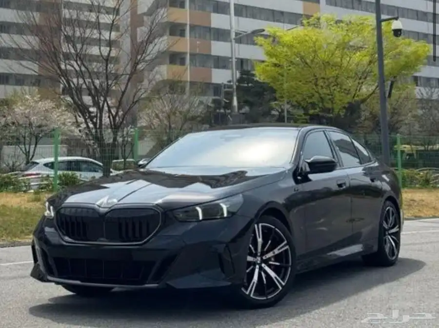 ( تم البيع )BMW 520i 2025 اقل سعر 3