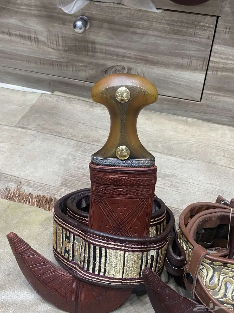2 جنبيه حريشي 1