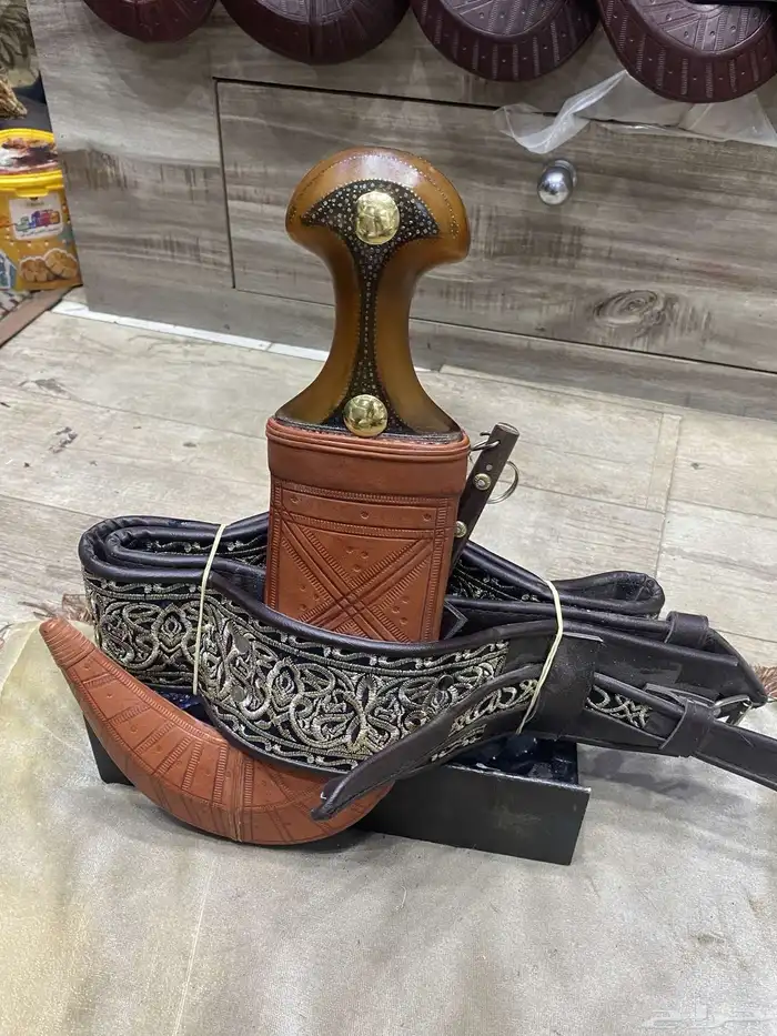 جنبيه مكعب حك زراف 0