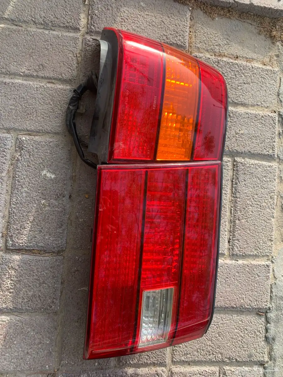 لكزس LS400 1