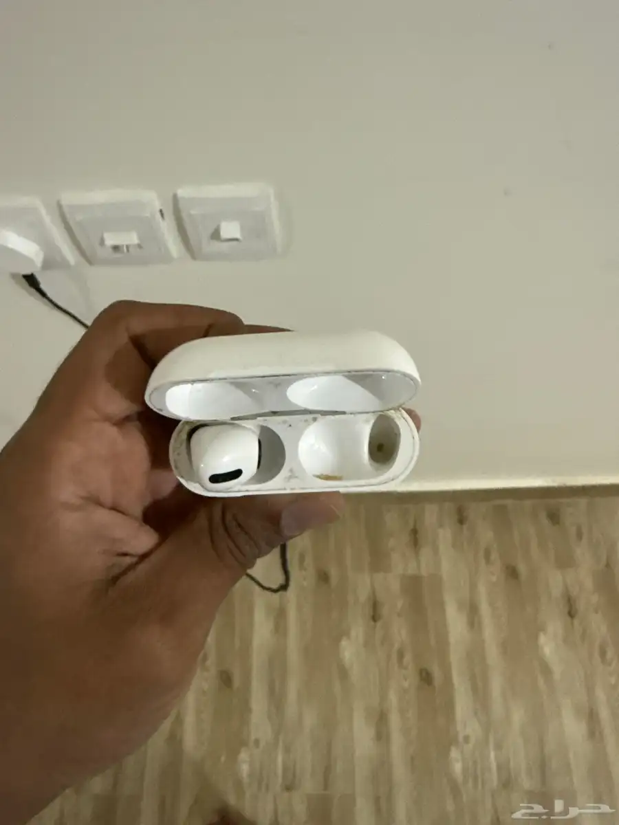 للبيع ساماعات ايربودز اصليه 1