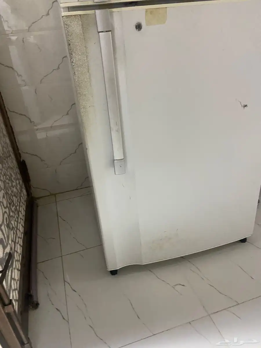 ثلاجة للبيع 1