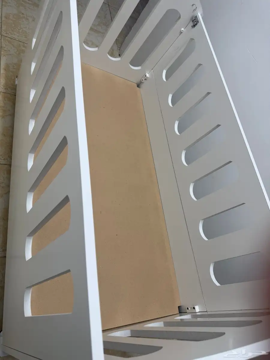 سرير اطفال 2