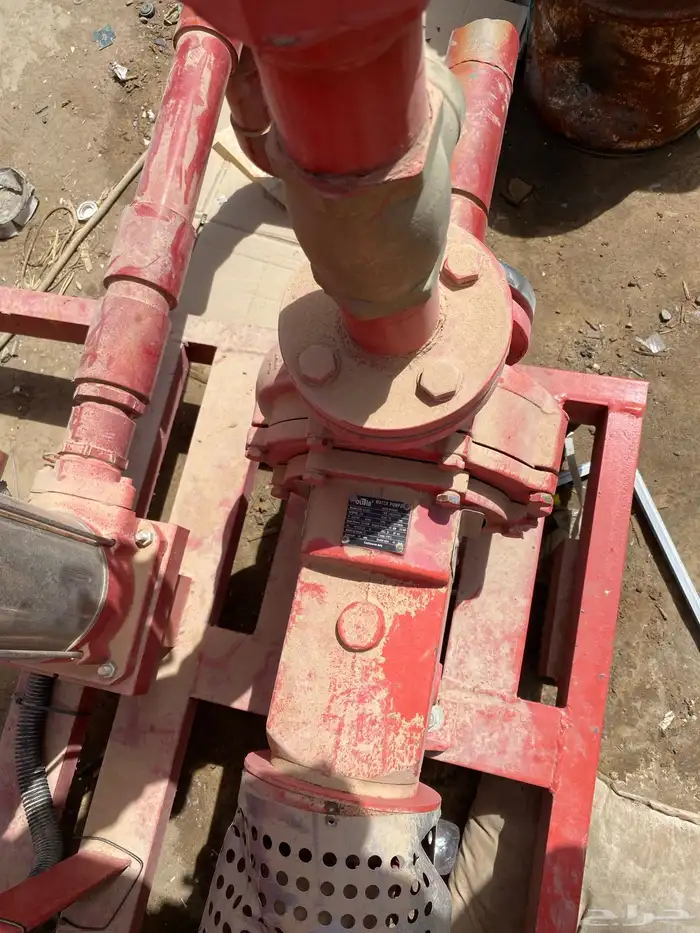 دفاعا حريق مع جرار الإطفاء 12