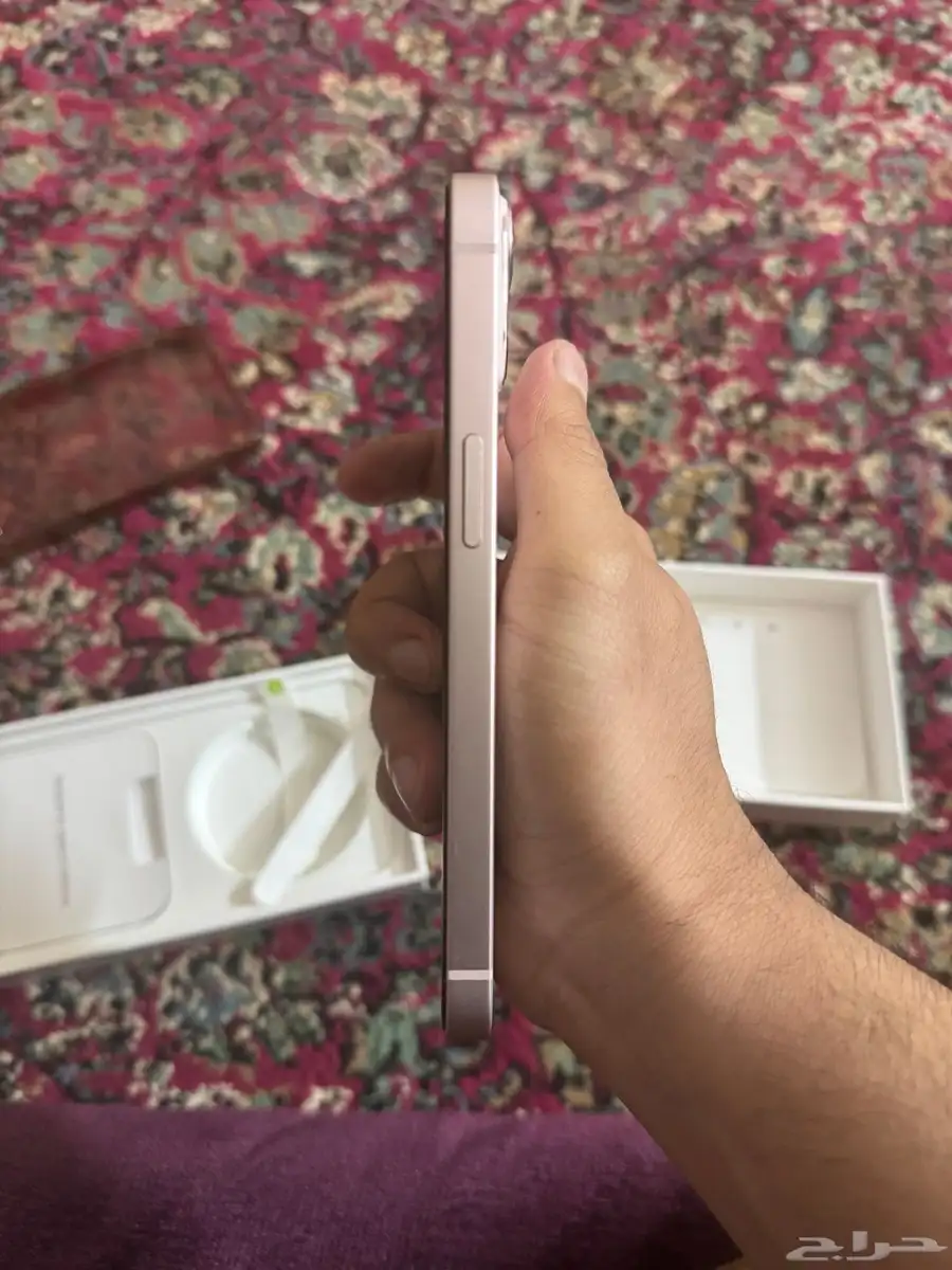 ايفون 13 6