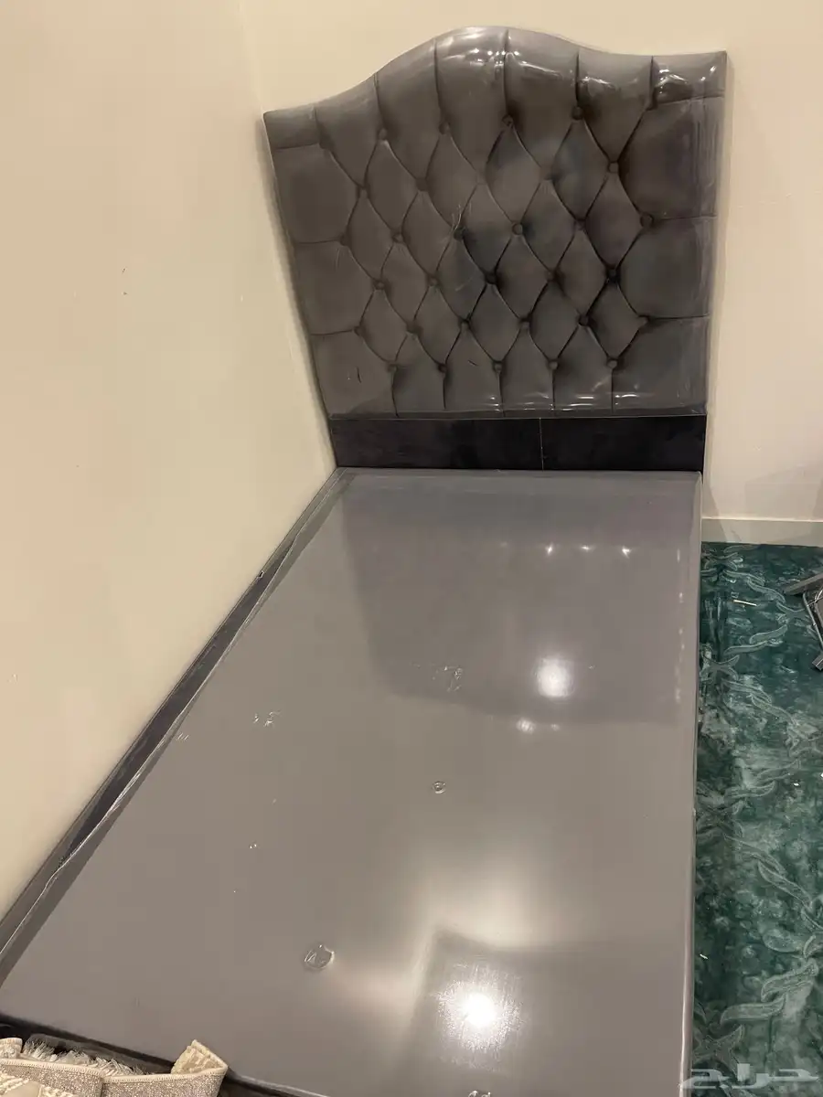 سرير نفر 0