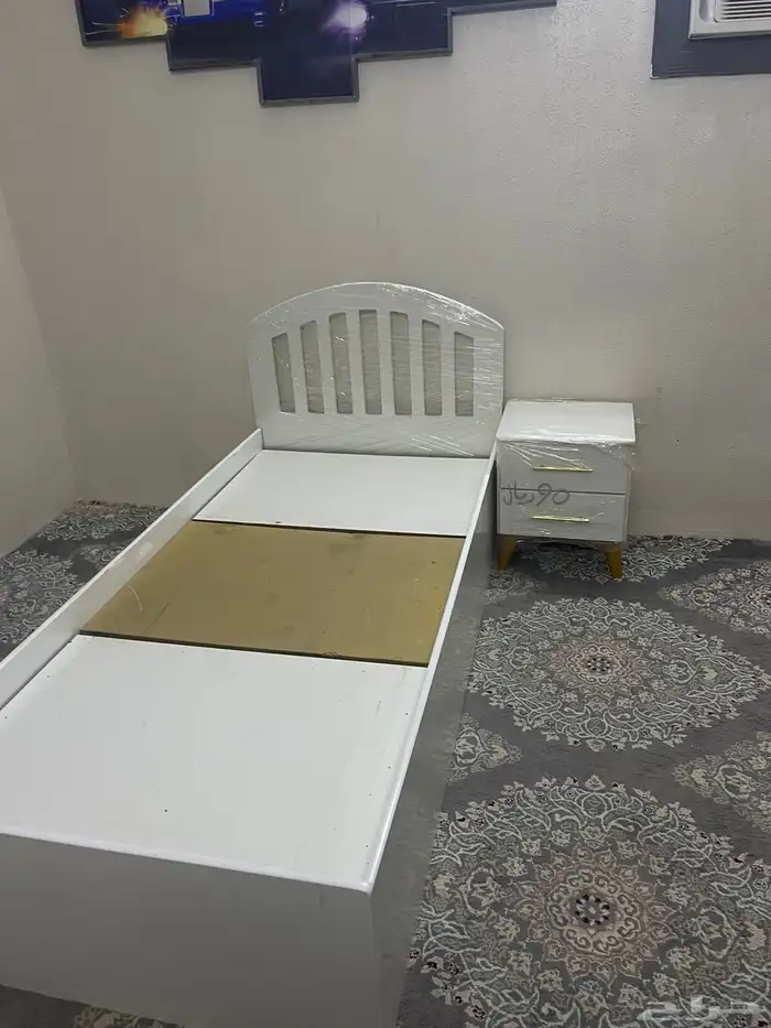 سلام عليكم ترى على السرير كله جديد 11
