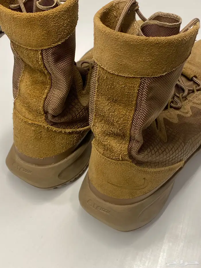 بسطار من شركه نايك 3