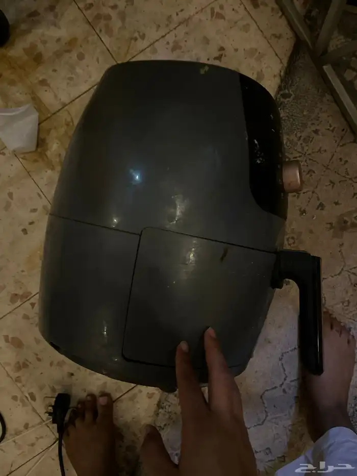 قاليه هوايه وا مكنسه 0