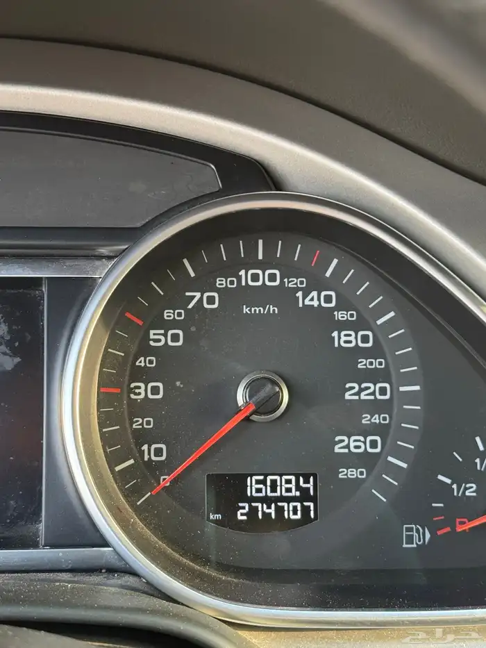 Audi Q7 4
