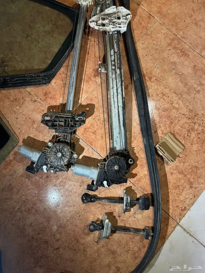 قزاز اكورد 2017 قزاز السواق والمثلث باب خلفي ورا يسار 2