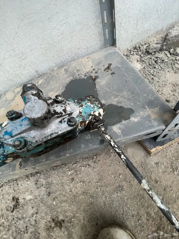 مكرة سحب لوبد 20طن مضمونه مشروطه 20كامله بكنترولها 6