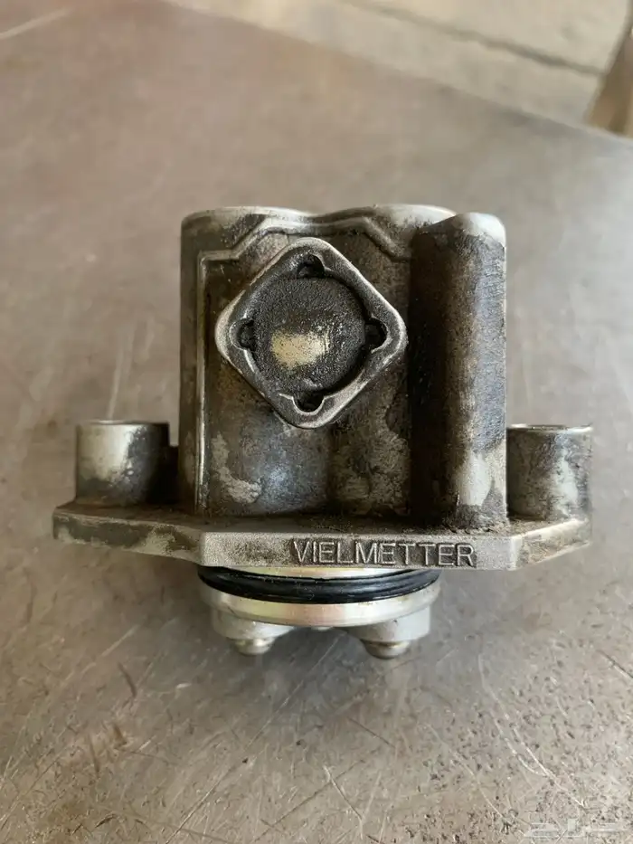 مركز الامل لصيانة الشاحنات بيع وشراء وتوضيب 26