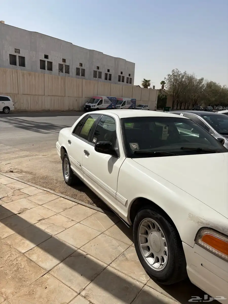 فورد 2000 0