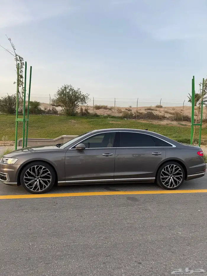 اودي A8L فل كامل 2021 اس لاين 4