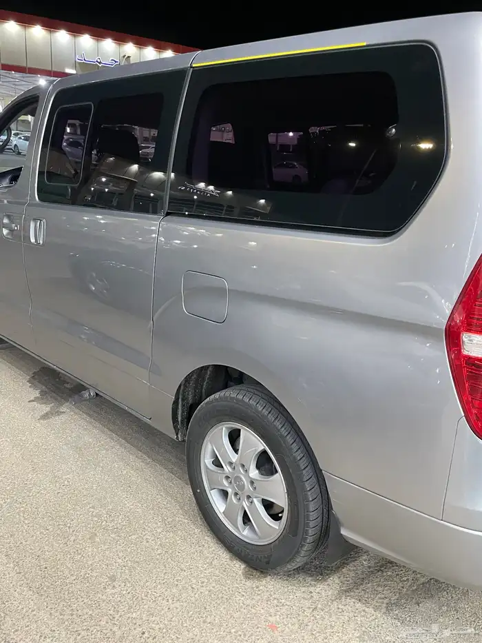 للبيع فان H1 2019 ديزل 11 راكب 3