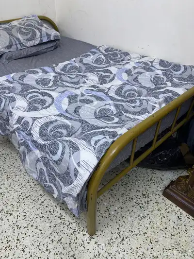 اثنين سراير حديد نفر ونص 0