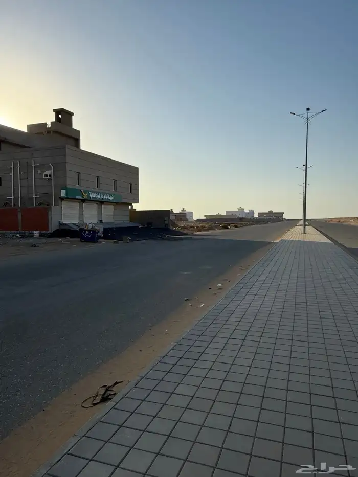 للبيع قطعة تجارية رابغ حي النعيم 4