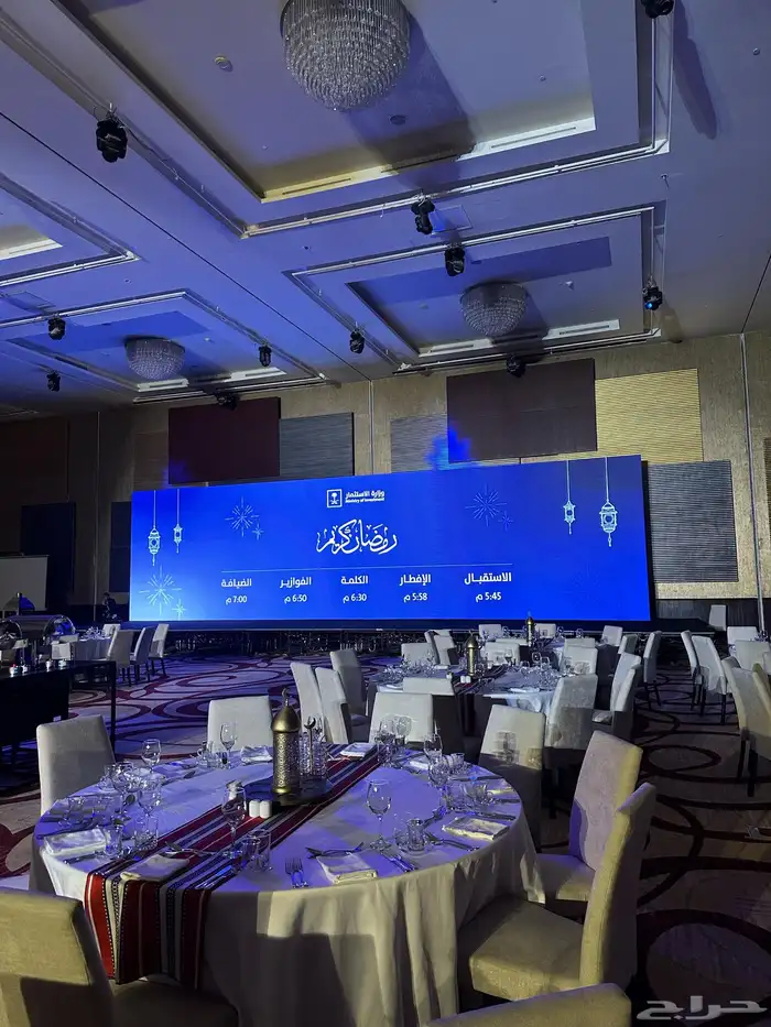 تاجير شاشات صوتيات اناره 10