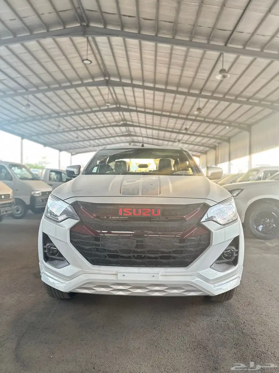 ايسوزو ديماكس GT2025 6