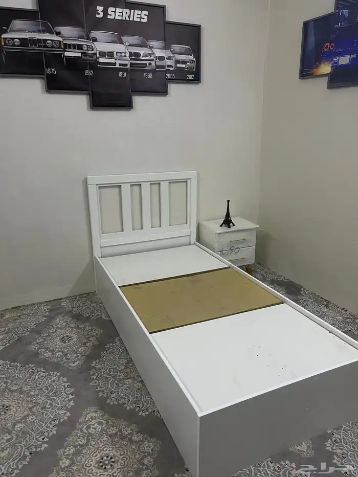 سلام عليكم ترى على السرير كله جديد 3