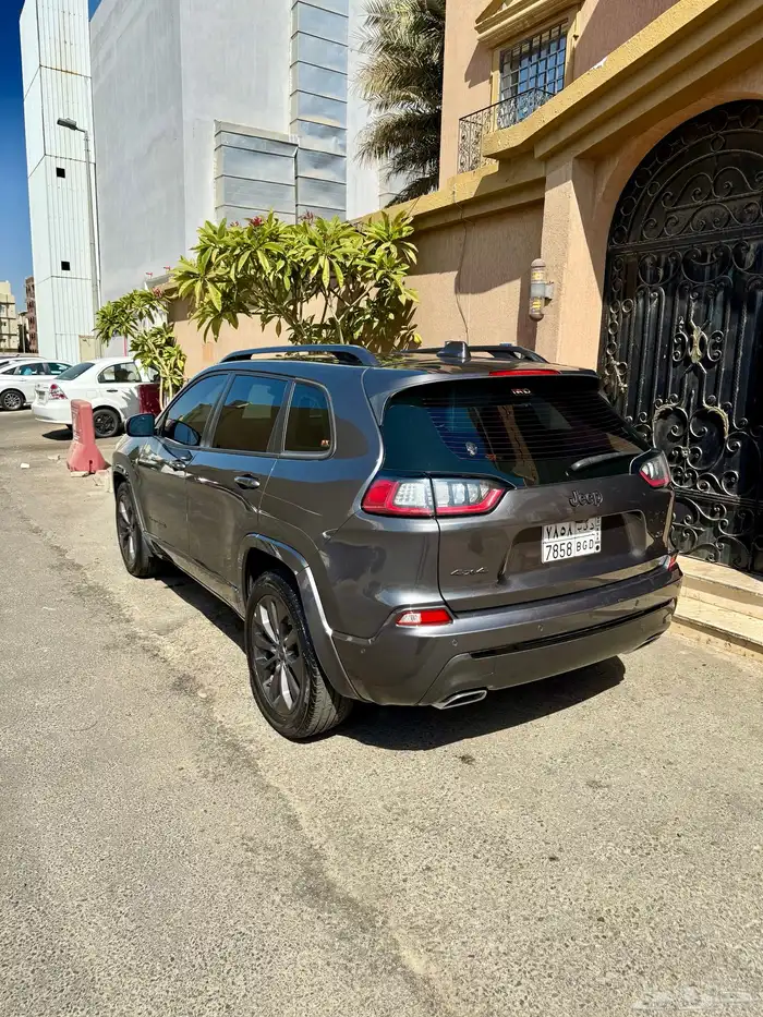 جيب شيروكي 2019 ممشى 80 الف 7