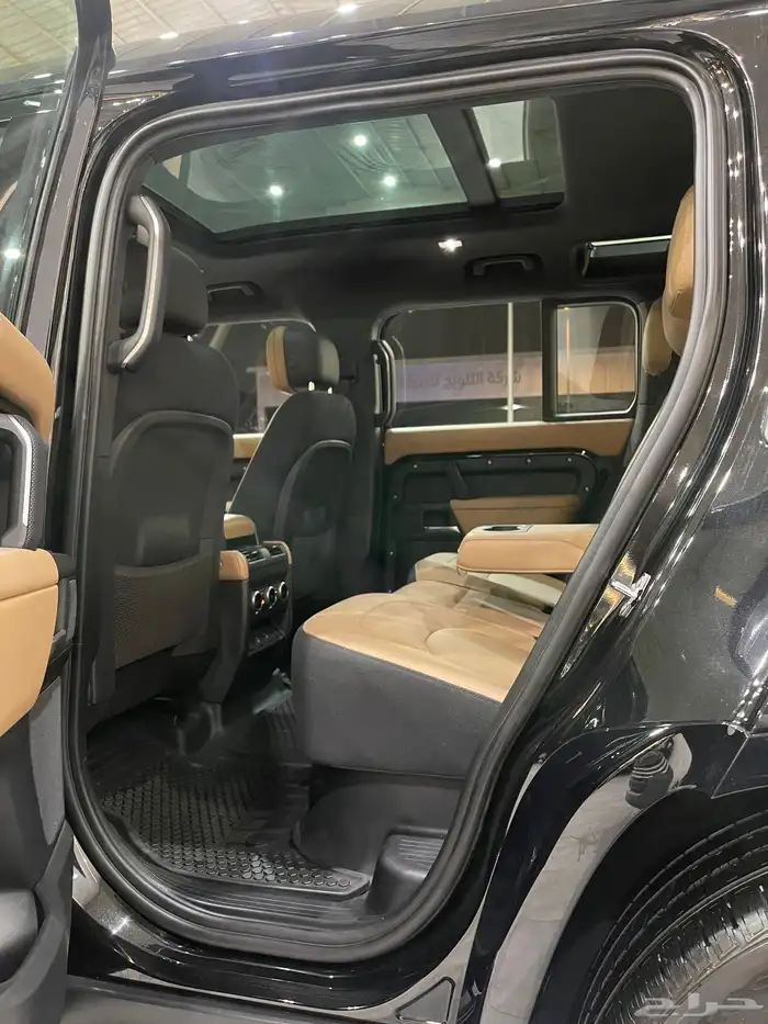2025 Defender V8 P525 Edition One 9