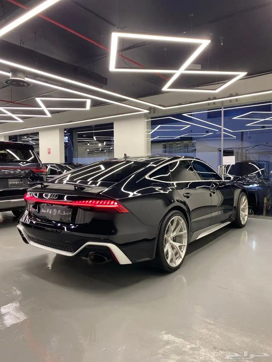 اودي RS7 7