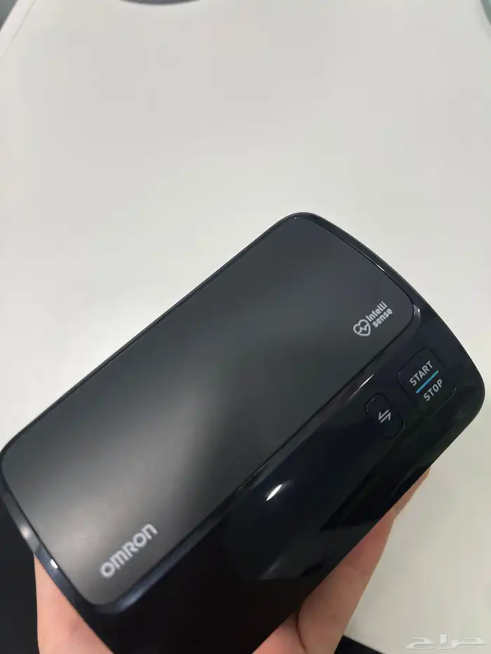 جهاز قياس الضغط من omron 1
