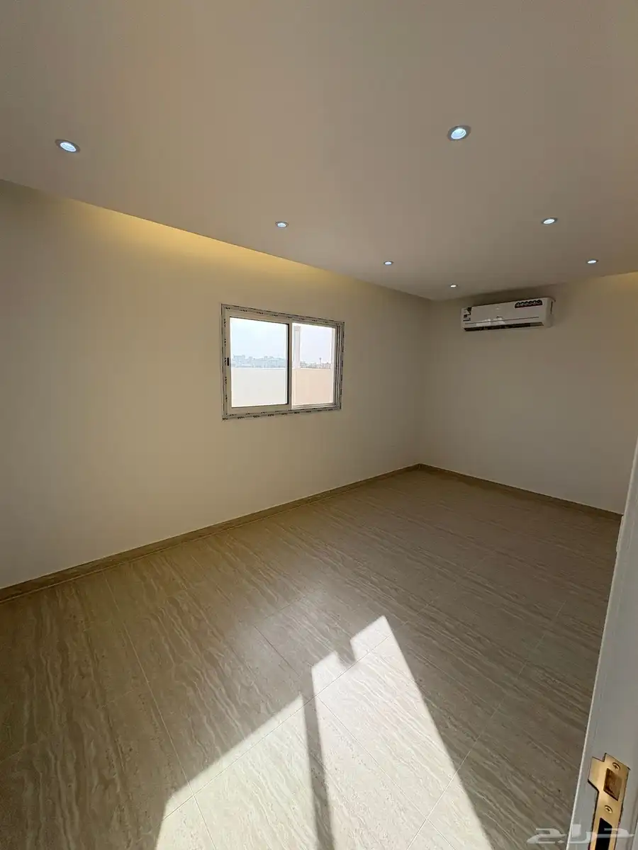 شقة غرفة وصالة حي الورود Apartment for rent 7