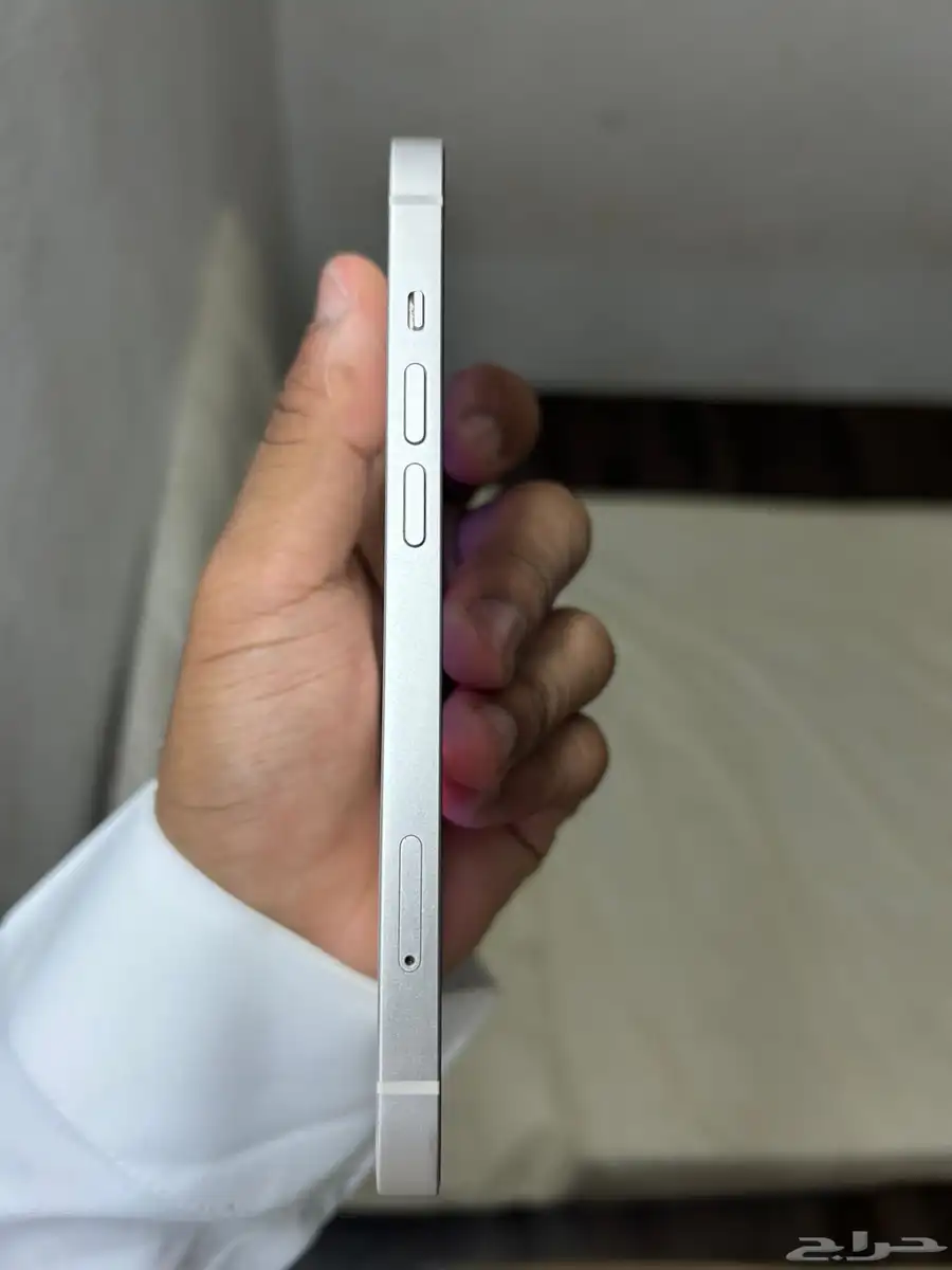 آيفون 13عادي 5