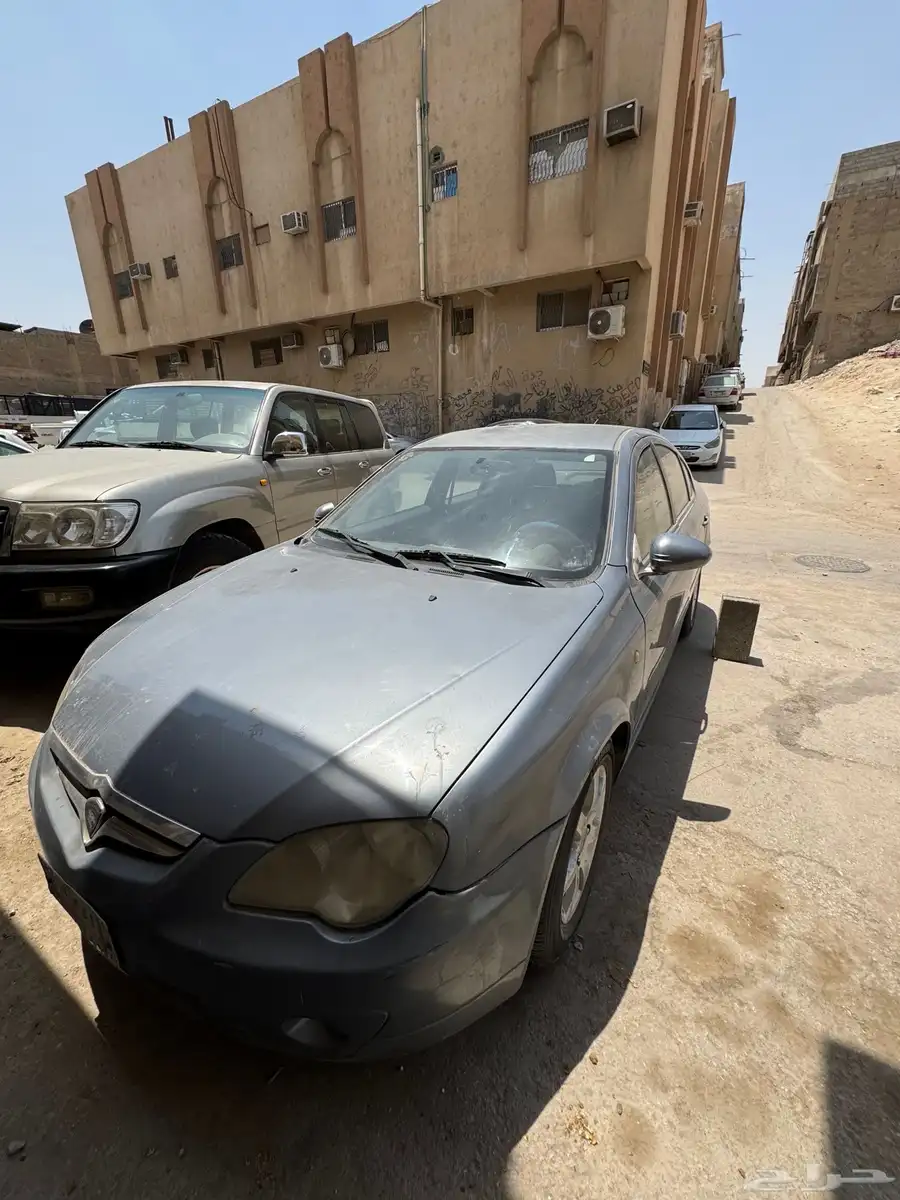 ثلاث سيارات بروتون 2009 3