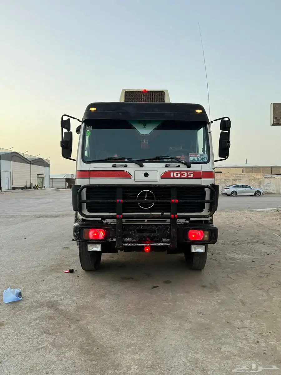 البي لوري 1