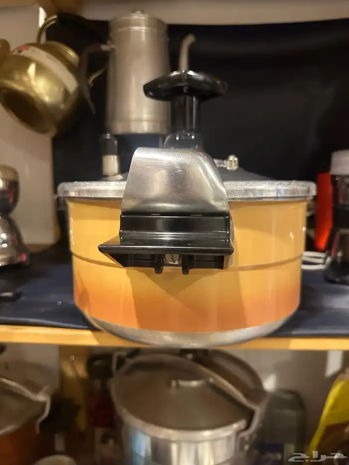 قدر 6 لتر و 4.5 فرنسي معدن 10