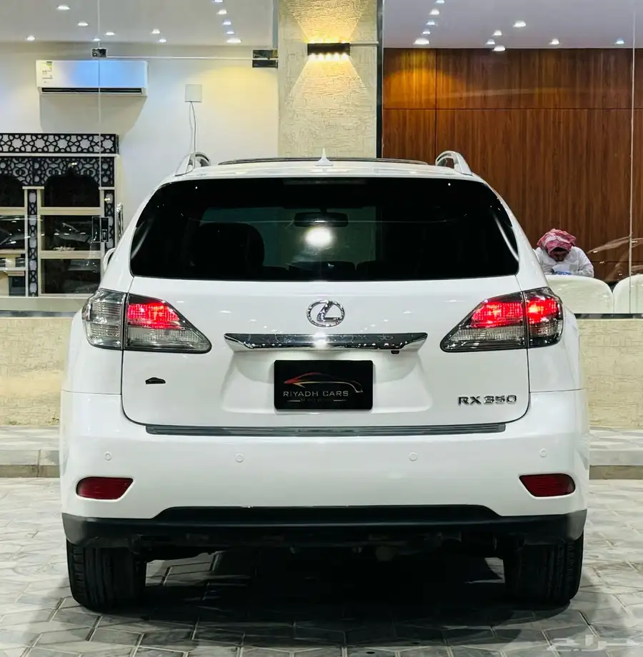 لكزس 2012 RX 350 فتحة (بحالة ممتازة) 3